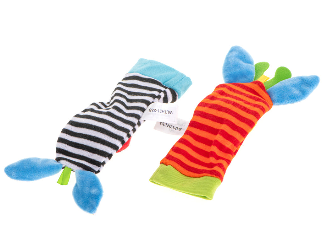 Zebras grabulīšu zeķes rotaļlietas mazuļiem no aizmugures skata