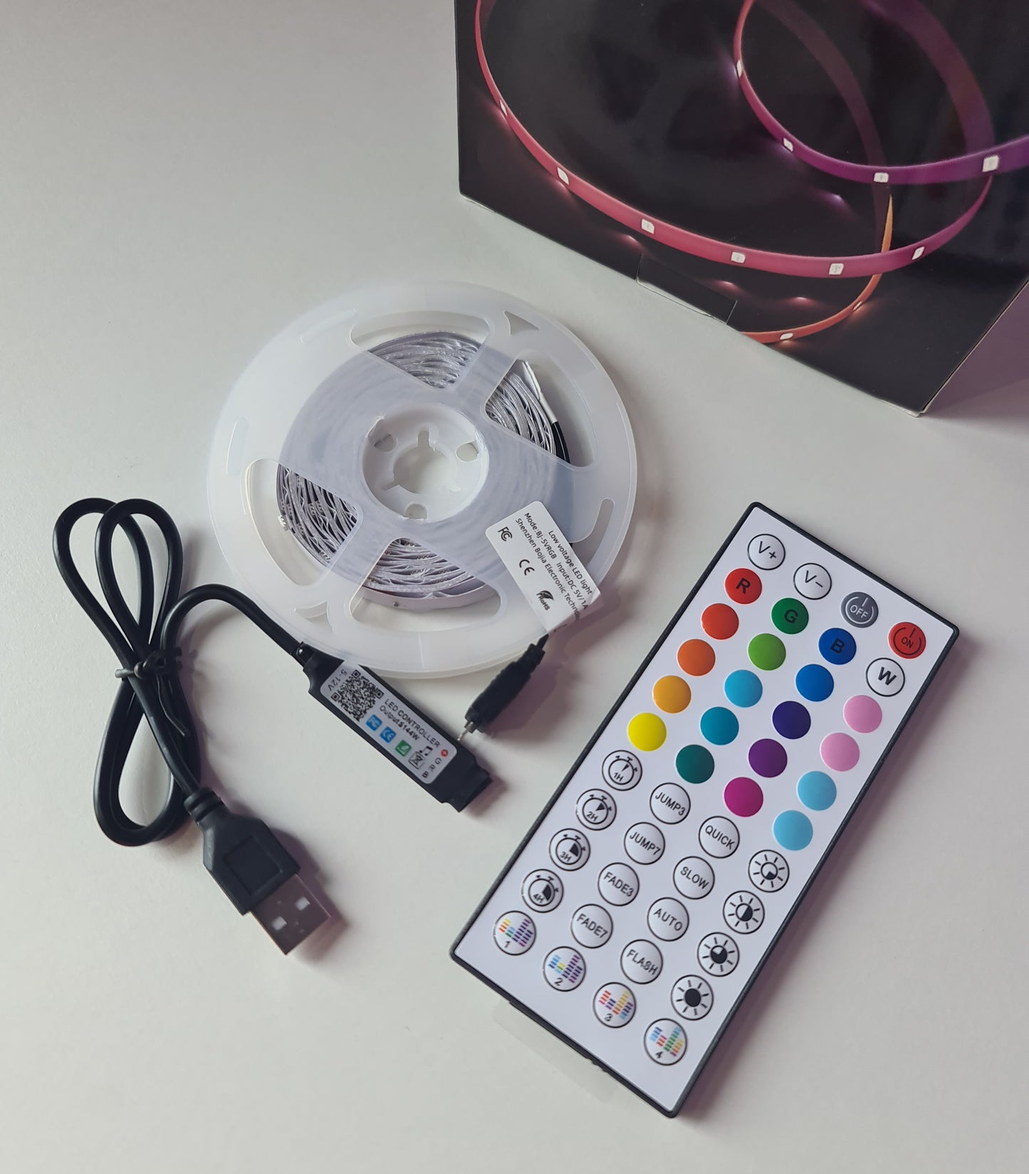 LED lente 5 m RGB, ar tālvadības pulti, USB