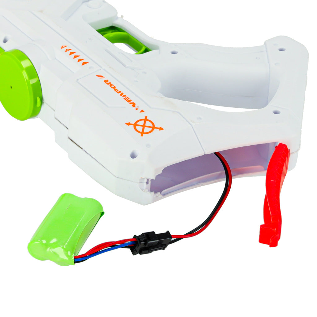 parādīts kur liek akmulātoru ūdens pistolei 45cm 7,4v 