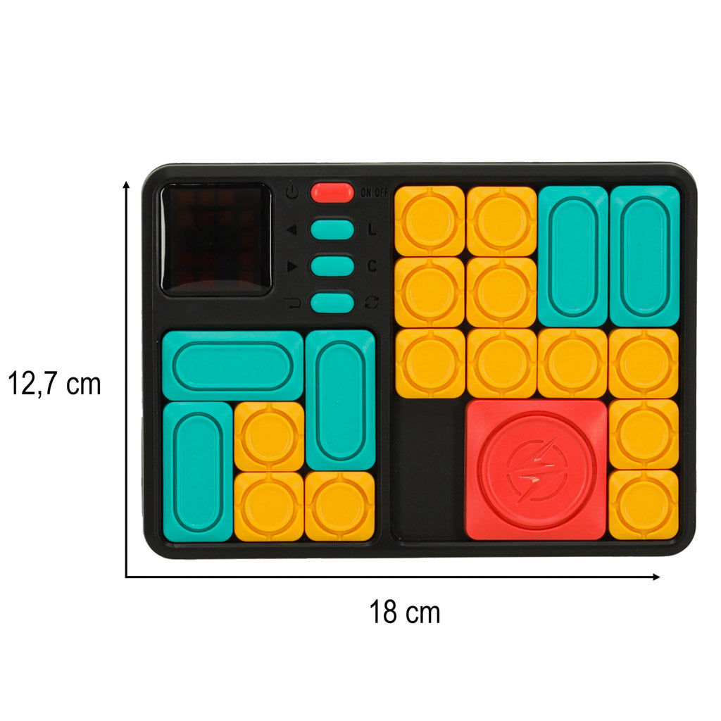 Bīdāmās puzles spēles izmēri 18 reiz 12,7 cm