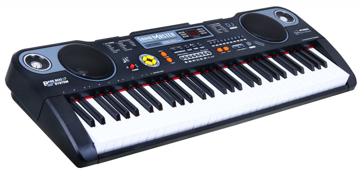 Elektroniskais sintezators Sound Master MQ-860USB ar 61 taustiņu un stereo skaļruņiem — perspektīvas skats