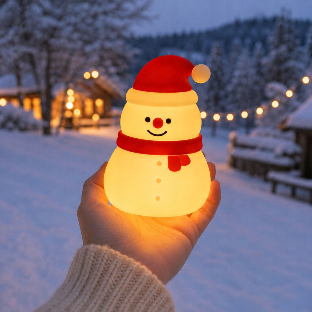 led-ziemassvetku-sniegavira-lampina-silta-gaisma-ziemas-ainava