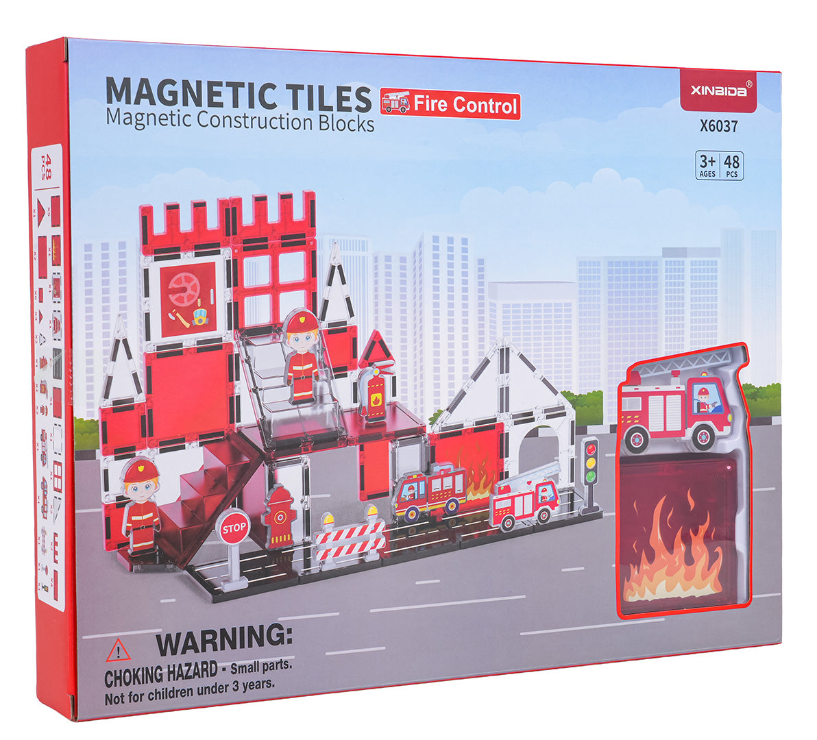 Ugunsdzēsēju tematikas magnētisko klucīšu komplekts 48 gab. ar uzbūvētu depo un tehniku, kaste fonā