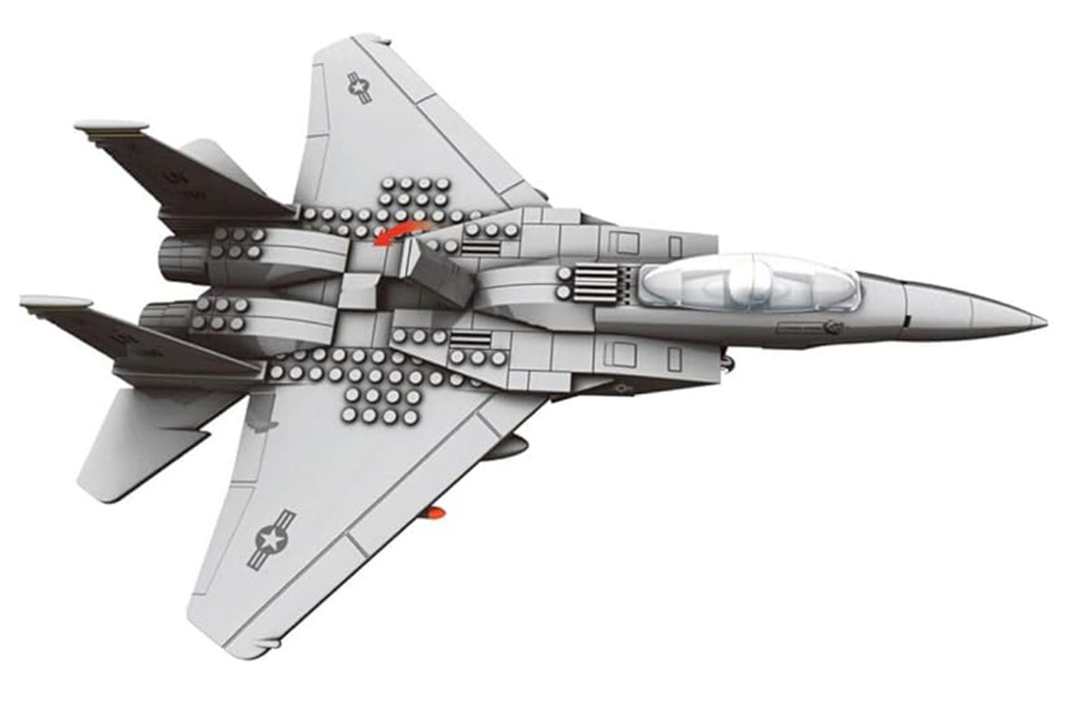 Militārās lidmašīnas F-15 Eagle konstruktors — skats no augšas