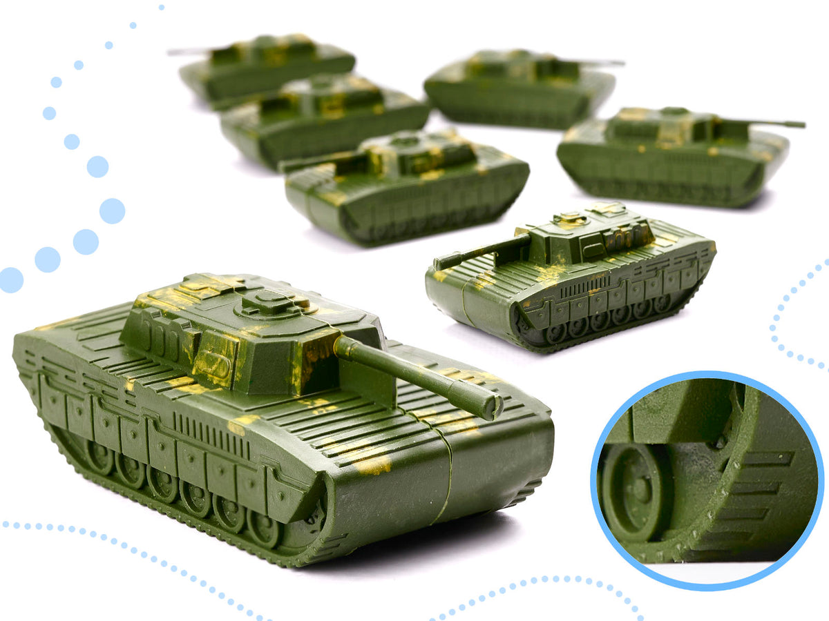Militāro rotaļu tanku komplekts zaļā krāsā ar kustīgiem riteņiem — detalizēts skats