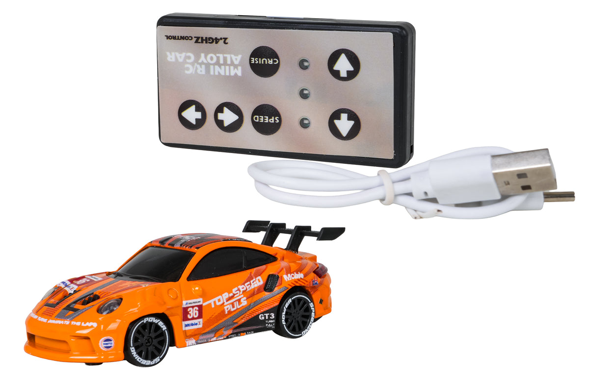 Mini RC metāla sporta auto 1:64 oranžā krāsā ar 2.4 GHz pulti un USB-C uzlādes kabeli