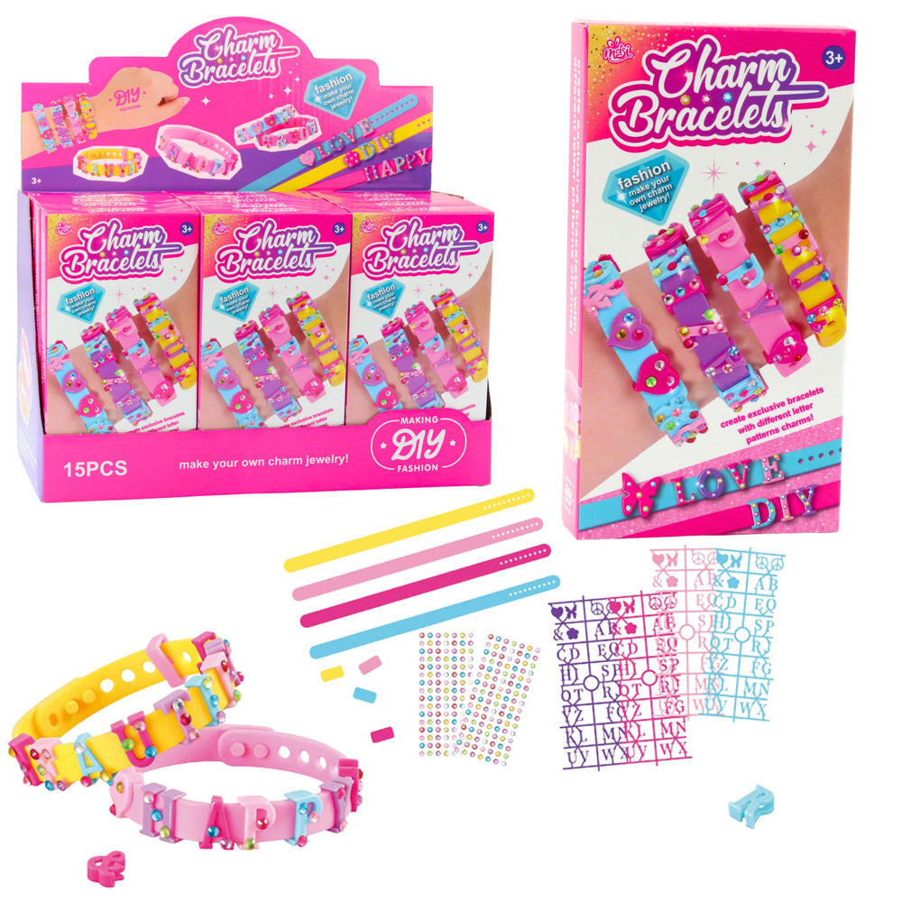 Pašdarināmu rokassprādžu komplekts ar burtiem un piekariņiem vienā kastītē