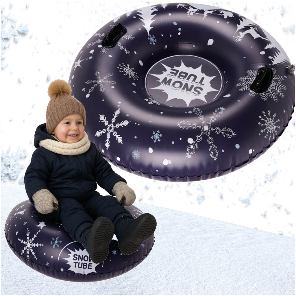 Piepūšamā sniega kamera 110 cm ar rokturiem, tumši violeta ar sniegpārsliņām – bērns sēž un smaida sniegā.