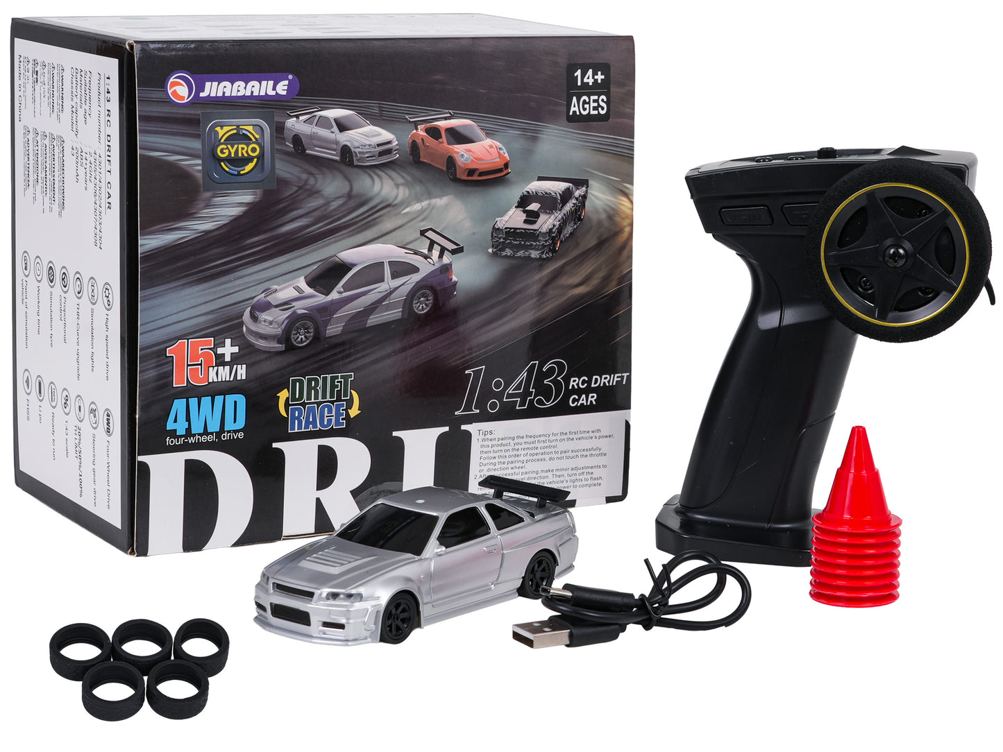 Radiovadāma 1:43 drifta mašīna sudraba krāsā ar pulti, uzlādes kabeli, konusiem un rezerves riepām