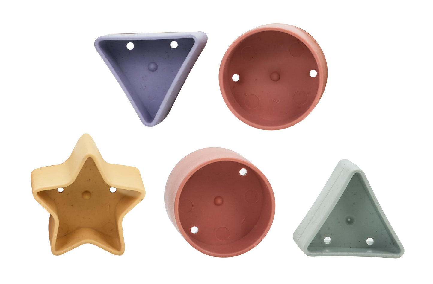 Rotaļu vilciena šķirošanas formas — zvaigzne, trijstūri un apaļi ieliktņi